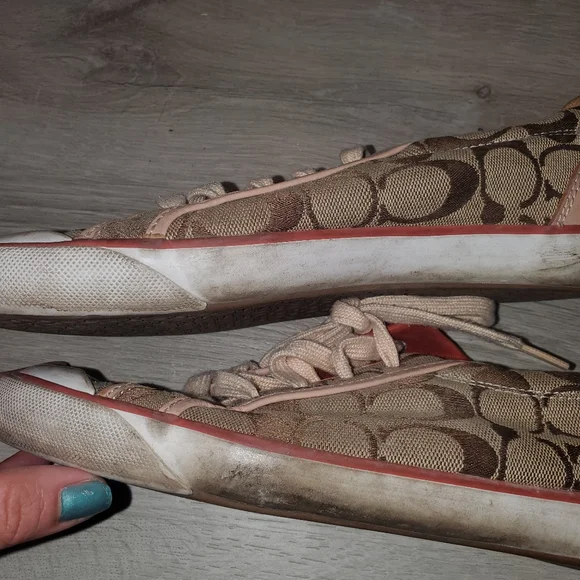 Women's coach sneakers size 7.5 - Picture 10 of 14